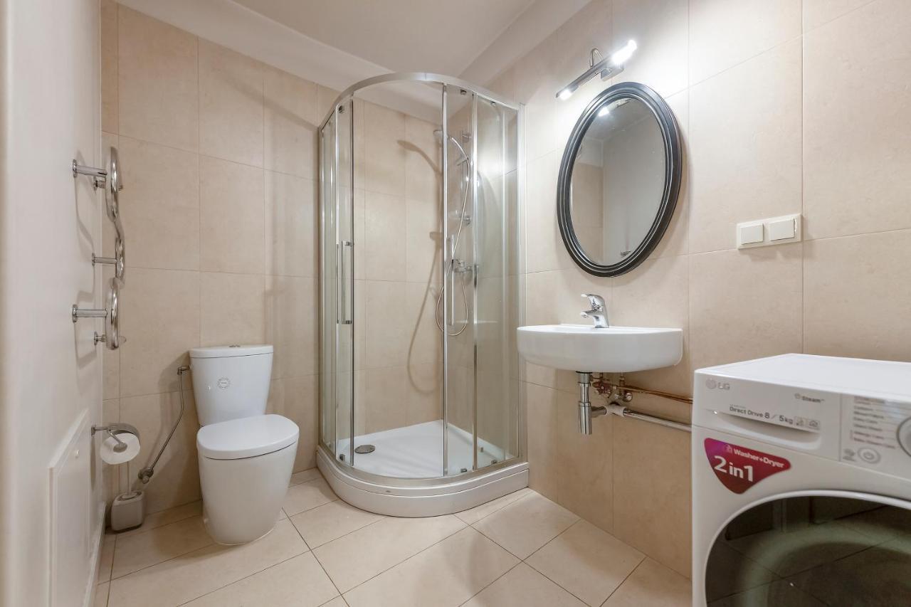 Luxury Gaono Apartments Vilnius Old Town I Self Check In I Free Private Parking Kültér fotó