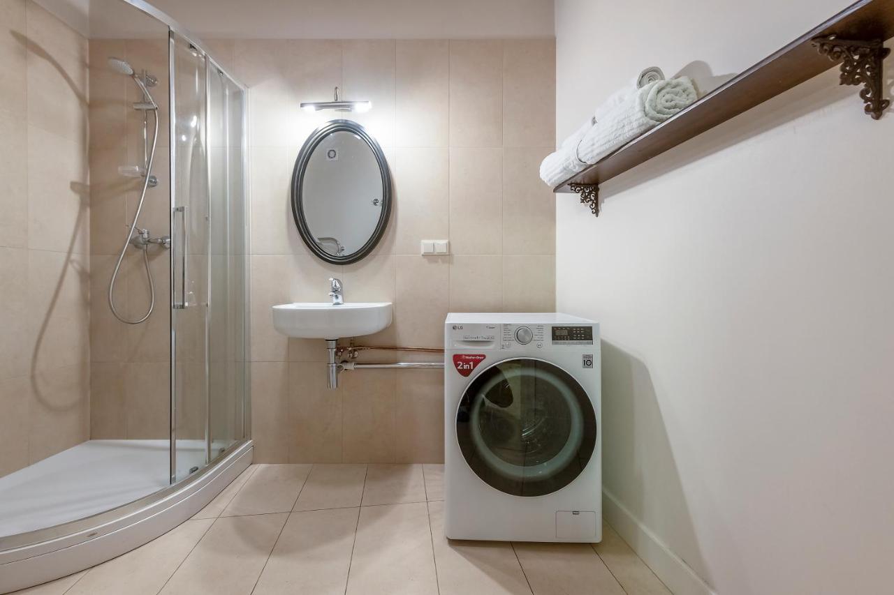 Luxury Gaono Apartments Vilnius Old Town I Self Check In I Free Private Parking Kültér fotó