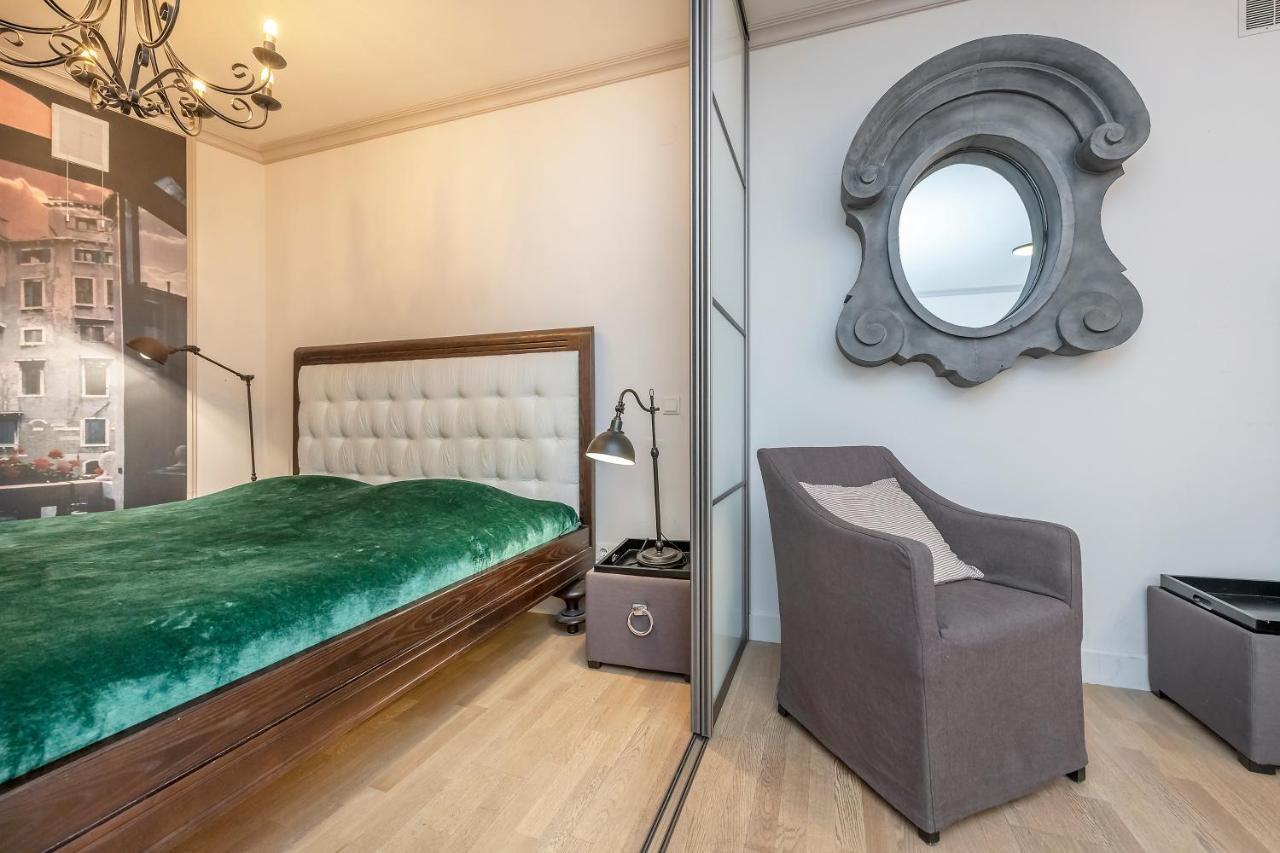 Luxury Gaono Apartments Vilnius Old Town I Self Check In I Free Private Parking Kültér fotó