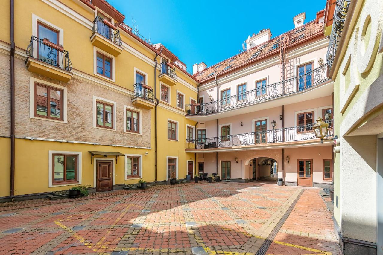 Luxury Gaono Apartments Vilnius Old Town I Self Check In I Free Private Parking Kültér fotó